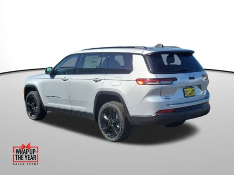 Another view of 2025 Jeep Grand Cherokee L Altitude X for sale in Moses Lake, WA at CDJR of Moses Lake