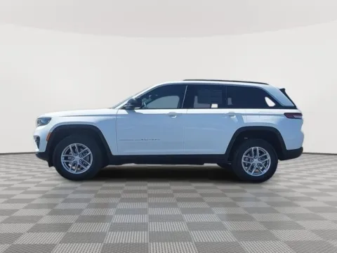Photos of 2025 Jeep Grand Cherokee Laredo X for sale in Moses Lake, WA at CDJR of Moses Lake