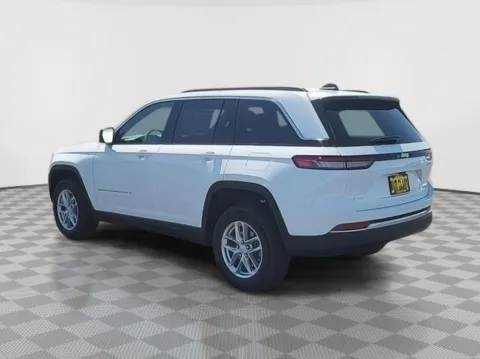 Another view of 2025 Jeep Grand Cherokee Laredo X for sale in Moses Lake, WA at CDJR of Moses Lake