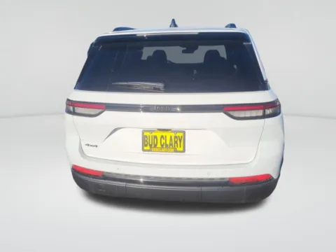 More photos of 2025 Jeep Grand Cherokee Altitude at Bud Clary CDJR of Moses Lake, WA