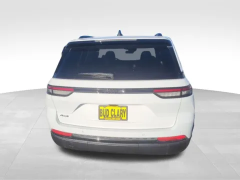 More photos of 2025 Jeep Grand Cherokee Altitude at Bud Clary CDJR of Moses Lake, WA