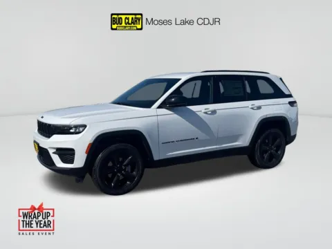 White 2025 Jeep Grand Cherokee Altitude for sale in Moses Lake, WA