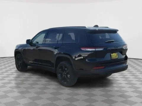 Another view of 2025 Jeep Grand Cherokee L Altitude X for sale in Moses Lake, WA at CDJR of Moses Lake