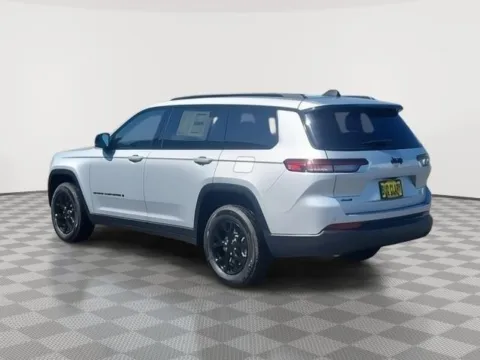 Another view of 2025 Jeep Grand Cherokee L Altitude X for sale in Moses Lake, WA at CDJR of Moses Lake