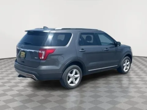 More photos of 2017 FORD EXPLORER XLT at CDJR of Moses Lake, WA