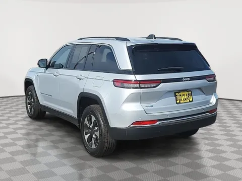 More photos of 2023 Jeep Grand Cherokee 4xe at CDJR of Moses Lake, WA