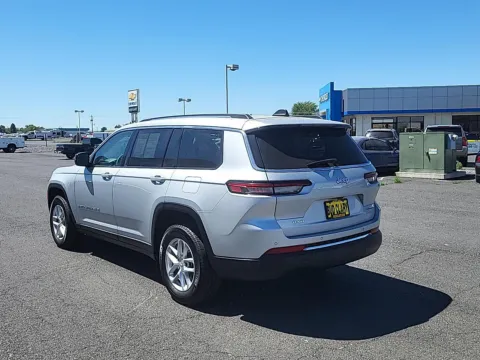 More photos of 2023 Jeep Grand Cherokee L Laredo at CDJR of Moses Lake, WA