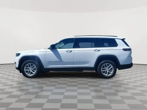 Photos of 2023 Jeep Grand Cherokee L Laredo for sale in Moses Lake, WA at CDJR of Moses Lake
