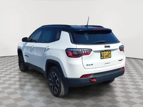 More photos of 2021 Jeep Compass Trailhawk at CDJR of Moses Lake, WA
