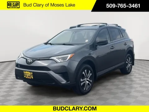 Black 2018 Toyota RAV4 LE for sale in Moses Lake, WA