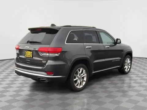 More photos of 2015 Jeep Grand Cherokee Summit at CDJR of Moses Lake, WA