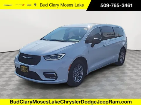 White 2026 Chrysler Pacifica Select for sale in Moses Lake, WA