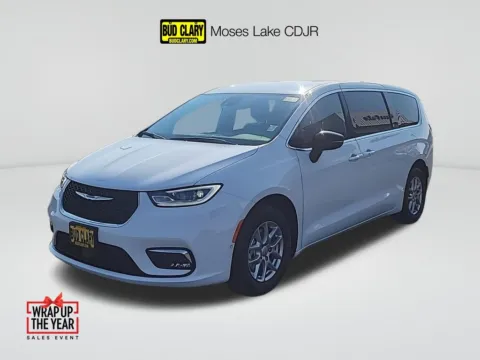 White 2026 Chrysler Pacifica Select for sale in Moses Lake, WA