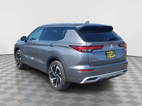Another view of 2023 Mitsubishi Outlander SEL for sale in Moses Lake, WA at CDJR of Moses Lake