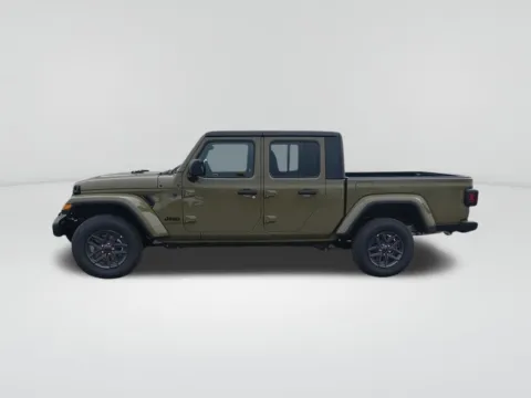 Photos of 2025 Jeep Gladiator Sport S for sale in Moses Lake, WA at Bud Clary CDJR of Moses Lake
