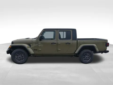 Photos of 2025 Jeep Gladiator Sport S for sale in Moses Lake, WA at Bud Clary CDJR of Moses Lake