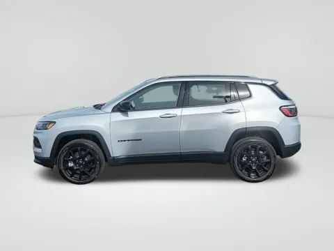 Photos of 2026 Jeep Compass Latitude for sale in Moses Lake, WA at CDJR of Moses Lake
