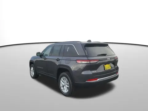 Another view of 2025 Jeep Grand Cherokee Laredo X for sale in Moses Lake, WA at CDJR of Moses Lake