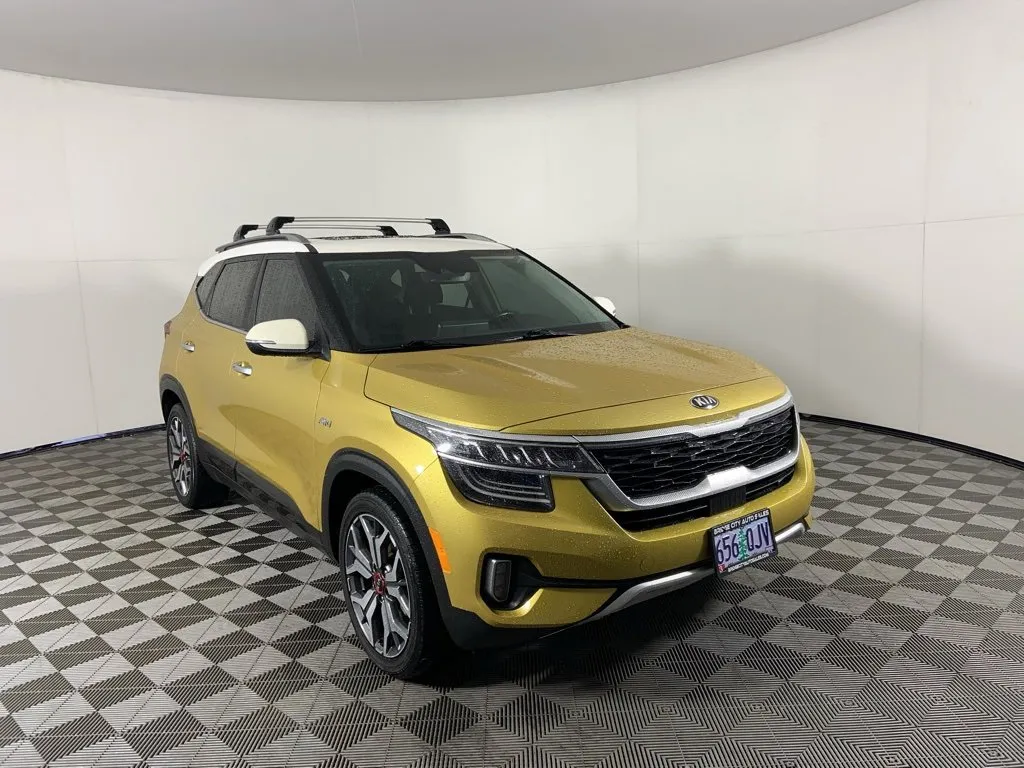 2021 Kia Seltos SX's photo
