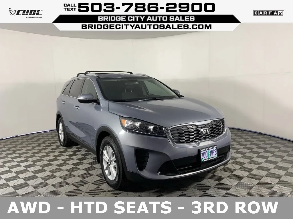 Silver 2020 Kia Sorento LX for sale in Milwaukie, OR