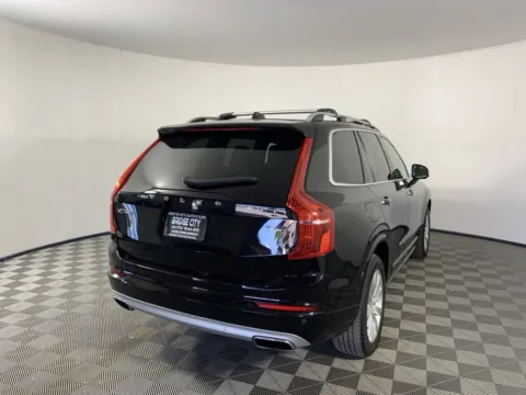 Another view of 2019 Volvo XC90 Momentum for sale in Milwaukie, OR at Bridge City Auto Sales Luxury Used Cars Portland