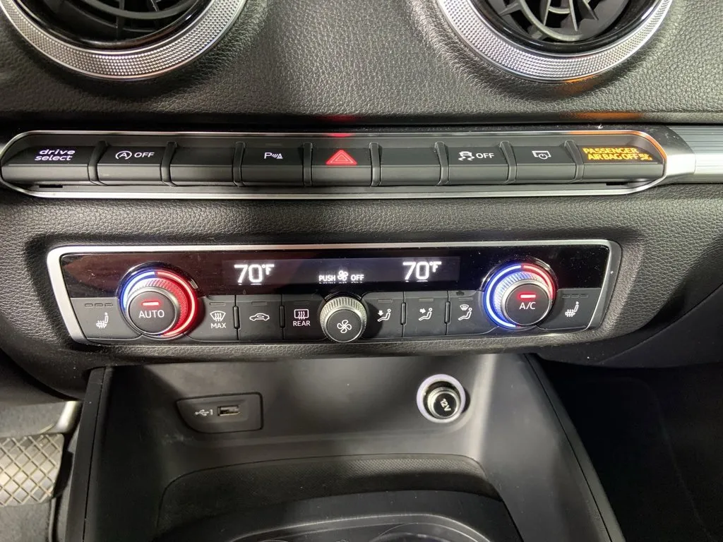 2020 Audi A3 S line Premium photo 8