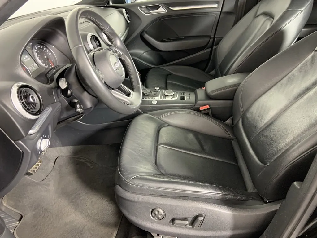 2020 Audi A3 S line Premium photo 18