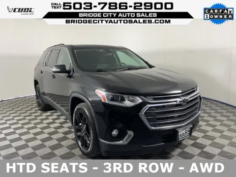 Black 2021 Chevrolet Traverse LT Cloth for sale in Milwaukie, OR