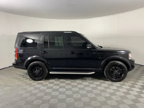 Photos of 2016 Land Rover LR4 HSE for sale in Milwaukie, OR at Bridge City Auto Sales Luxury Used Cars Portland