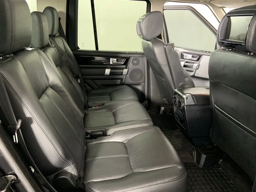 2016 Land Rover LR4 HSE photo 27