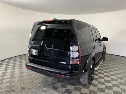 Another view of 2016 Land Rover LR4 HSE for sale in Milwaukie, OR at Bridge City Auto Sales Luxury Used Cars Portland