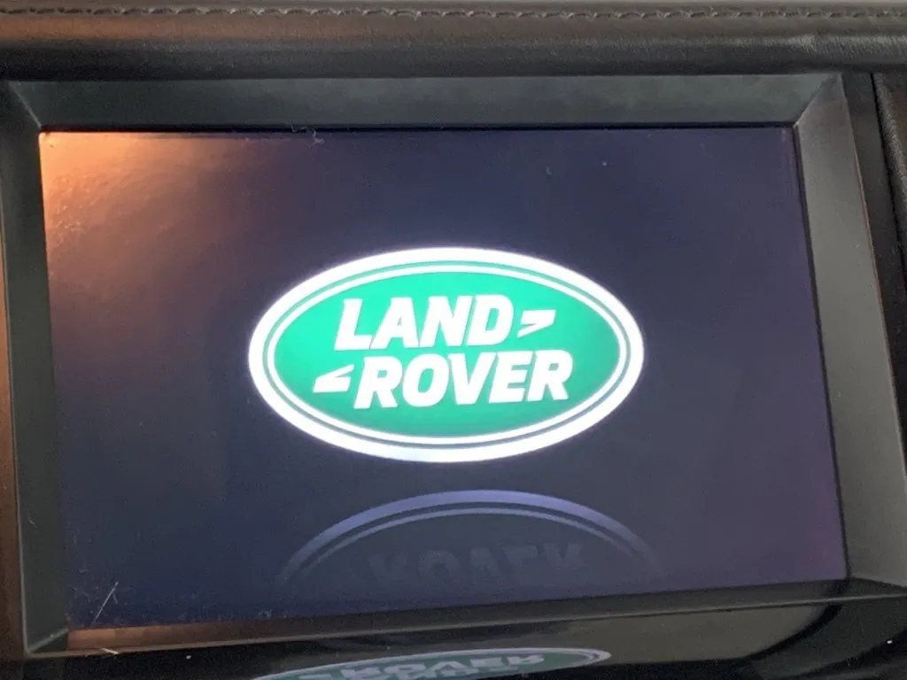 2016 Land Rover LR4 HSE photo 20
