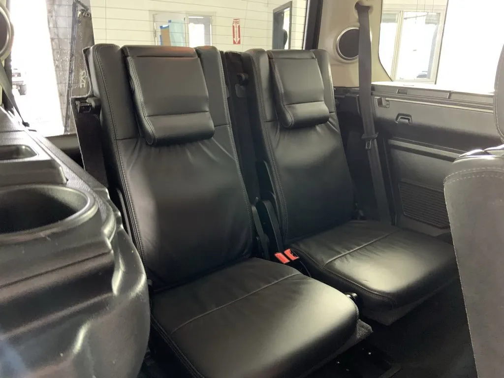 2016 Land Rover LR4 HSE photo 28