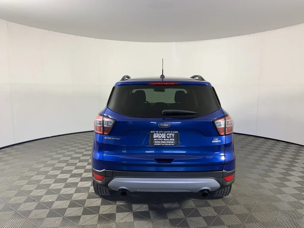 2018 Ford Escape SE photo 23