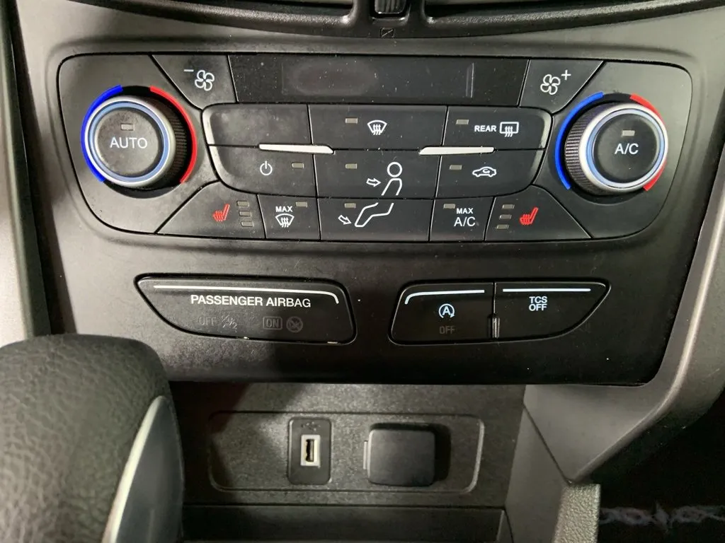 2018 Ford Escape SE photo 28