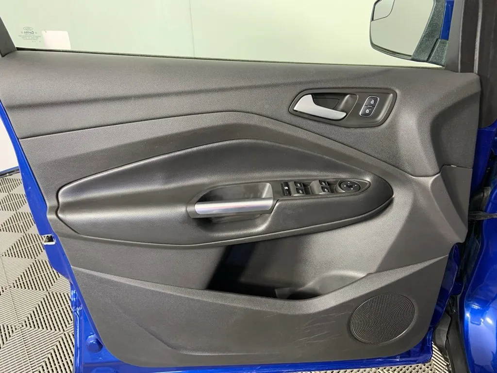 2018 Ford Escape SE photo 17