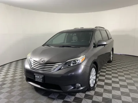 More photos of 2017 Toyota Sienna XLE Auto Access Seat at Bridge City Auto Sales Luxury Used Cars Portland, OR