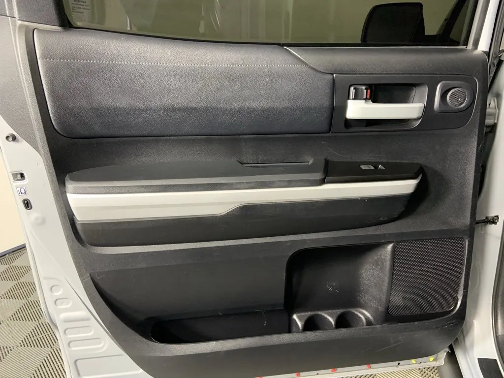 2019 Toyota Tundra SR5 Grade photo 19