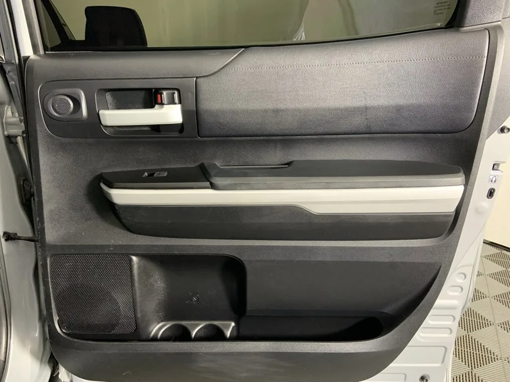 2019 Toyota Tundra SR5 Grade photo 29