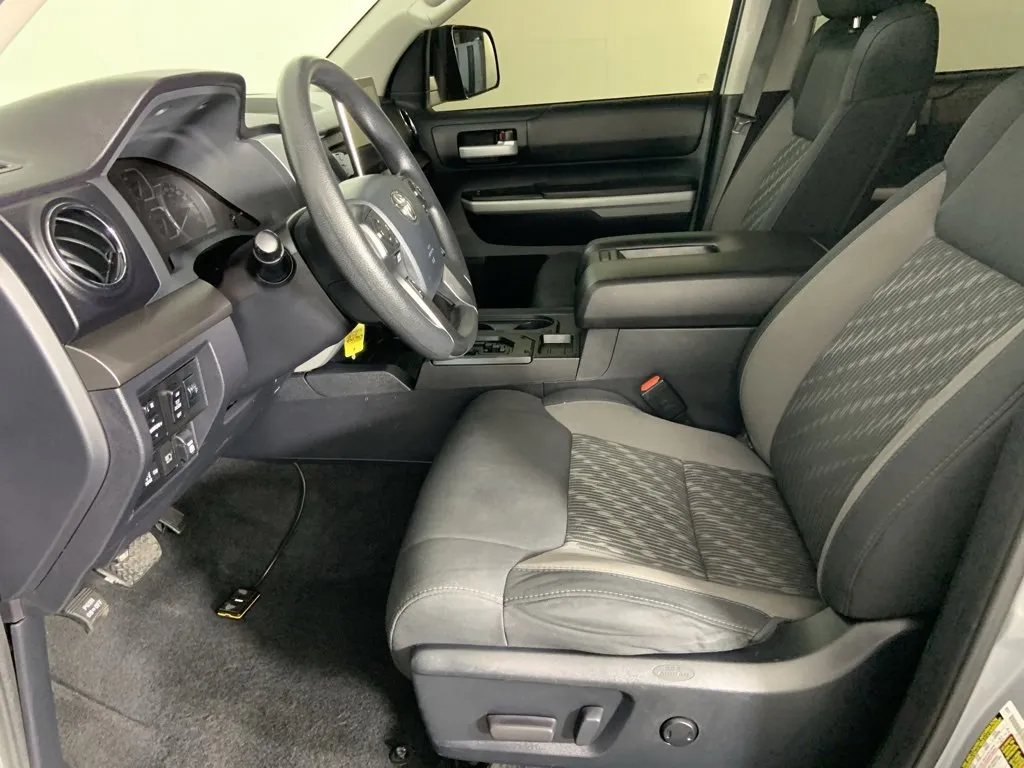 2019 Toyota Tundra SR5 Grade photo 17