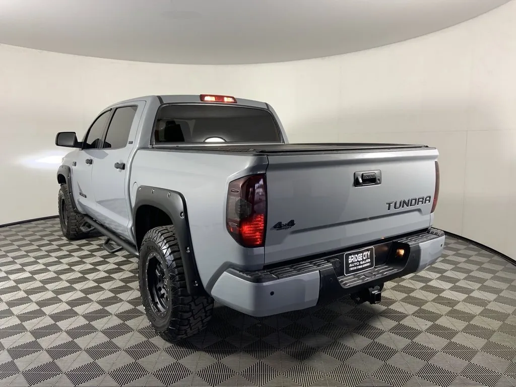 2019 Toyota Tundra SR5 Grade photo 3