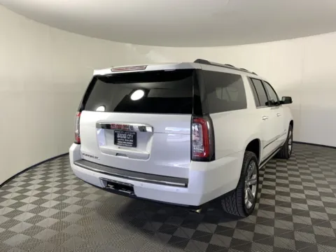 Another view of 2018 GMC Yukon XL Denali for sale in Milwaukie, OR at Bridge City Auto Sales Luxury Used Cars Portland