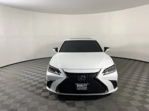 More photos of 2019 Lexus ES 350 at Bridge City Auto Sales Luxury Used Cars Portland, OR
