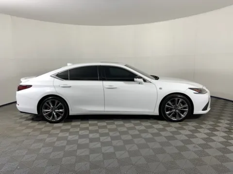 Photos of 2019 Lexus ES 350 for sale in Milwaukie, OR at Bridge City Auto Sales Luxury Used Cars Portland