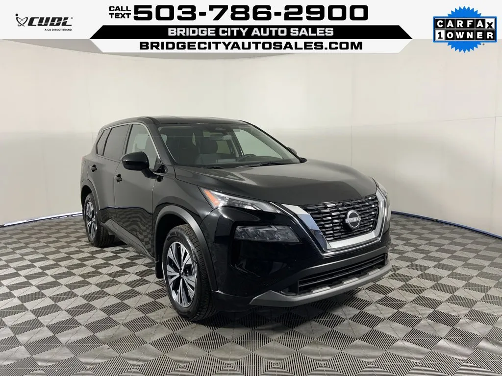 2023 Nissan Rogue SV's photo