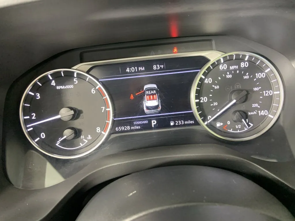 2023 Nissan Rogue SV photo 4