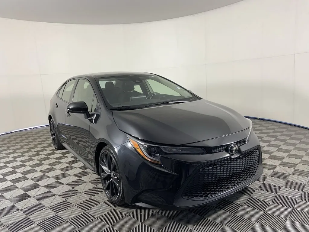 Green 2022 Toyota Corolla LE for sale in Milwaukie, OR