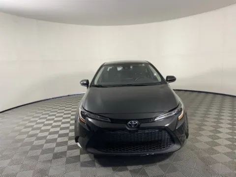 More photos of 2022 Toyota Corolla LE at Bridge City Auto Sales Luxury Used Cars Portland, OR