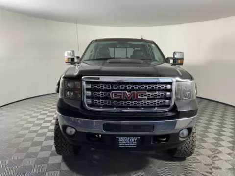 More photos of 2012 GMC Sierra 2500HD SLE at Bridge City Auto Sales Luxury Used Cars Portland, OR