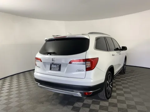 Another view of 2022 Honda Pilot Elite for sale in Milwaukie, OR at Bridge City Auto Sales Luxury Used Cars Portland